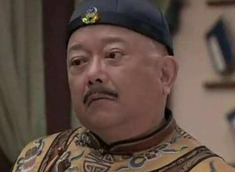 和珅的死是因为权而不是贪，为什么这么说呢？