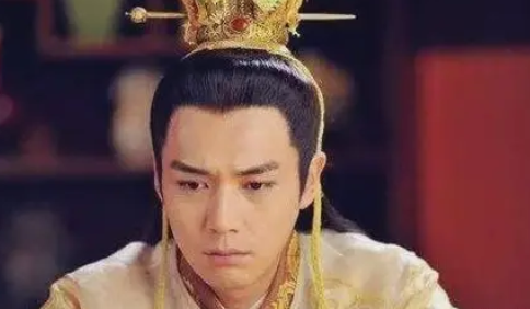 刘婴：西汉王朝末代皇帝，三岁就被王莽囚禁