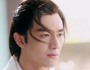 对刘备忠心耿耿，却位列四方将领之外也不是大将，赵云为何会这样？