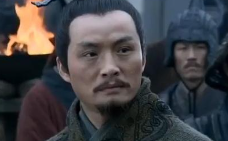 刘备反对诸葛亮重用马谡，为何诸葛亮没有听从呢？