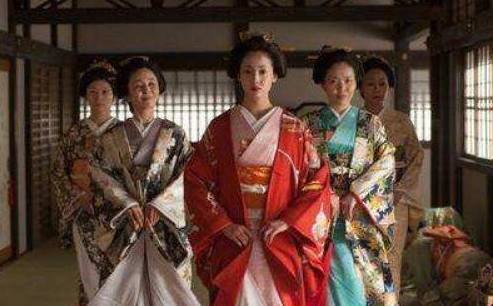 她是日本第五位女天皇，最终结局如何？