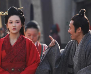 华督发动兵变，入宫弑君的真相是什么？真的是因为一个女人？