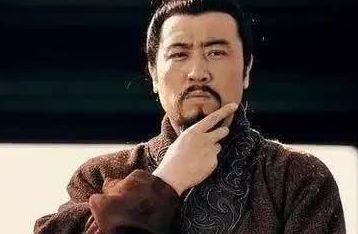 关羽兵败的时候，为什么刘备诸葛亮都没去支援呢？