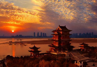 李元婴是谁？他有哪些贡献？他为何修建滕王阁？