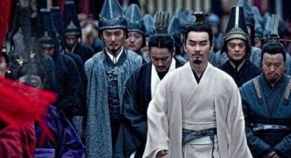 王莽和曹丕都是篡权夺位 曹丕为何没有担任王莽一样的骂名