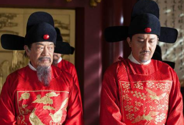 明英宗复辟后，变卖家产将他赎回的杨善待遇如何？