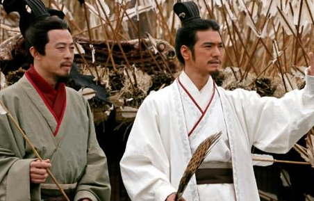 草船借箭诸曹操为什么不放火箭 诸葛亮都做了什么准备