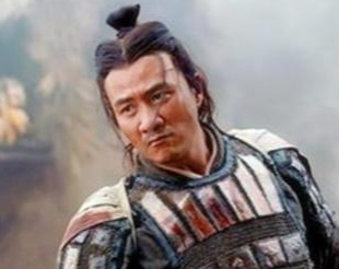 刘备在托孤时不选择赵云是出于什么原因？