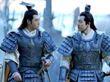 孙策为什么将大权传给弟弟，而不是自己的儿子？