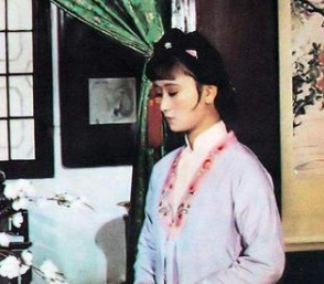 红楼梦中石榴裙是什么物件?暗喻着香菱的悲剧？