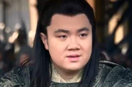 秦武王举鼎被砸的是脚，为何一夜之间就暴毙？