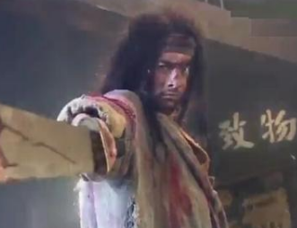 水浒传中武松的三个结拜兄弟分别是谁？他为何会戒酒？