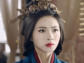 东汉末年，曹操为什么要杀了汉献帝的伏寿皇后？