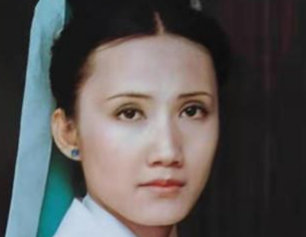 红楼梦中为何说妙玉是槛外人？原因是什么？