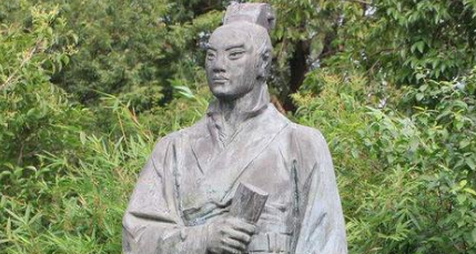 南北朝诗词代表人物生平简介：萧统，编有《文选》