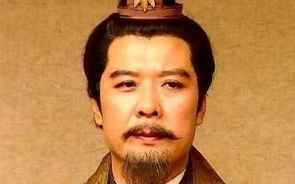 刘备出身贫困，为何能成就一番大业呢？