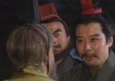 刘备离公孙瓒投陶谦，为的是什么？他为什么要这么做