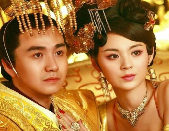 为什么说冯小怜导致了北齐的灭亡？杨坚为什么不要冯小怜？