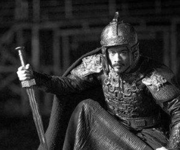 姜维的北伐拥有多少兵力？他北伐的战绩如何？