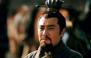 曹操看不上的一个小兵，最后成了蜀汉重臣