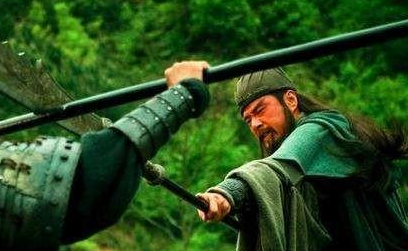 关羽能一刀斩了颜良，为何却打不败徐晃呢？