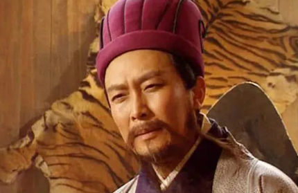 诸葛亮摆“空城计”，让人在城门扫地是什么目的？