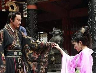 秦始皇一生中最重要的三个女人分别是谁？