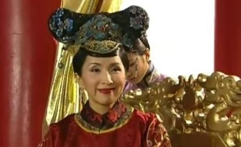 皇后为皇帝生二子一女，为何推举别人的儿子当太子？