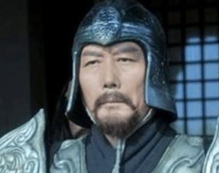 公孙瓒被袁绍击败后，刘备是怎么做的？