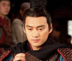 东汉中后期，为何原本身份低微的宦官会突然崛起？