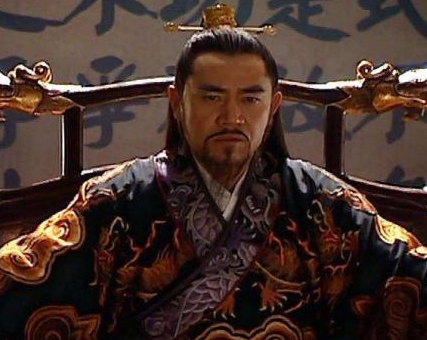 严嵩父子做好做尽 嘉靖对两人为什么杀一个留一个