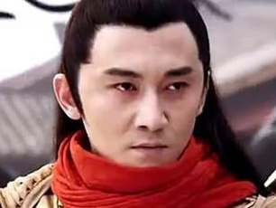 大隋第一战将宇文成都在历史上是什么形象？他的武器是什么