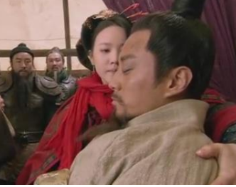 宋江把扈三娘指婚给矮脚虎王英，这么做对他有什么好处？