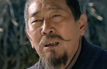 张青的职业与曹正有相似之处，但其排名为何却是很低？