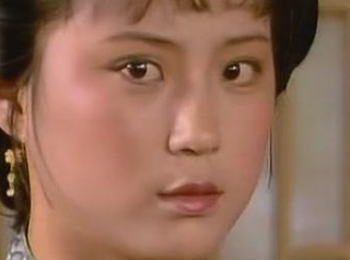 红楼梦中彩霞与贾环是什么关系？她喜欢贾环什么？