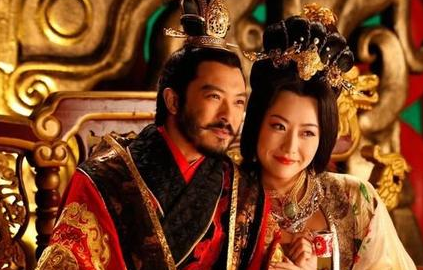 萧鸾自立篡位，如果对待叔叔兄弟的？