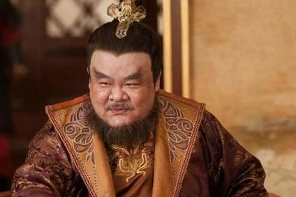 杨玉环给安禄山一个大男人洗澡 唐玄宗为什么不阻止这两人