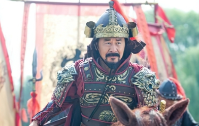 王全斌率兵灭掉后蜀，赵匡胤为何将他贬官？