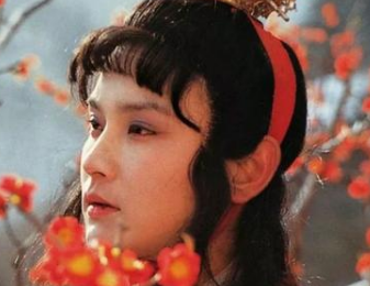 红楼梦中妙玉的性子如何？为何说她对宝玉是不一样的？