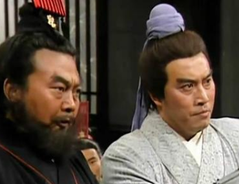 三国时期蜀汉五虎将是如何排名的？谁能和张飞单挑一百回合？