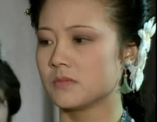 红楼梦中的爬灰丑闻，正室尤氏是什么态度？