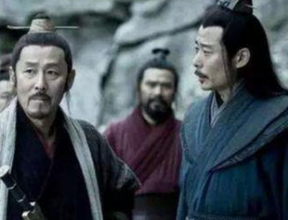 鸿门宴中项伯百般保护刘邦，到底是出于什么目的？