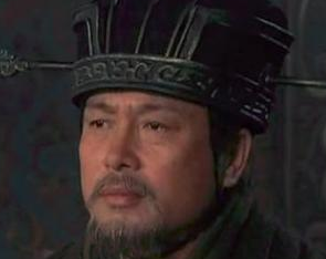 刘璋坚守成都数年不降，一看到马超就投降是为何？