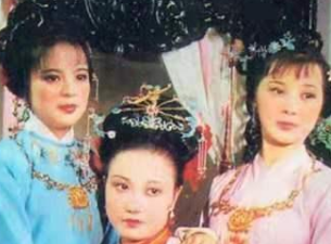 红楼梦中迎春的累金凤被偷后，为何没有人帮她