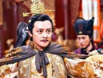 晋元帝司马睿能成为东晋的开创者靠的是什么？