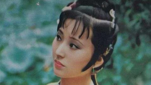 红楼梦第六十回讲了什么故事？这回该如何理解呢？