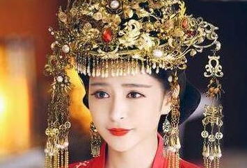 北魏第五位皇帝，拓跋濬有几位皇后？