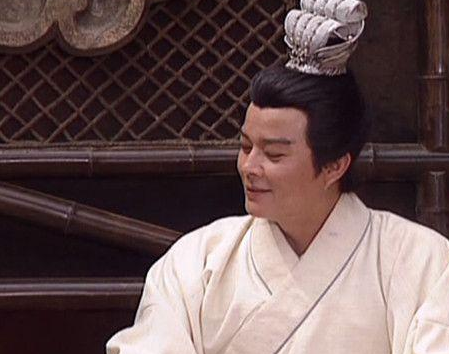 草船借箭时周瑜如果换成一万张弓的话 诸葛亮又会如何应对