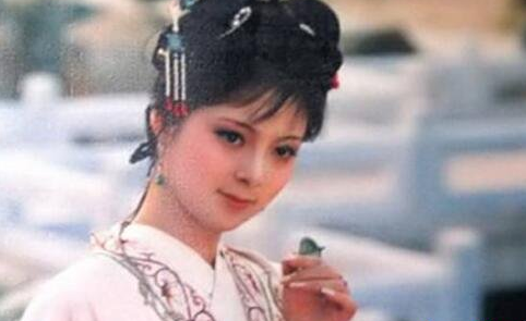 红楼梦中的冷香丸到底是什么？有什么寓意？