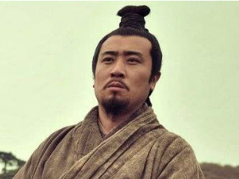 刘璋抵抗曹操时为何还要刘备帮忙？他不是有十万兵马吗？